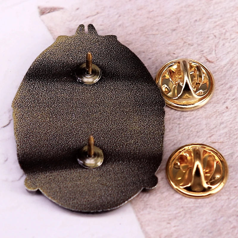 Hollow Knight Silksong Hornet Pin