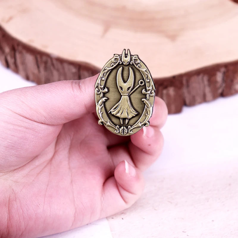 Hollow Knight Silksong Hornet Pin