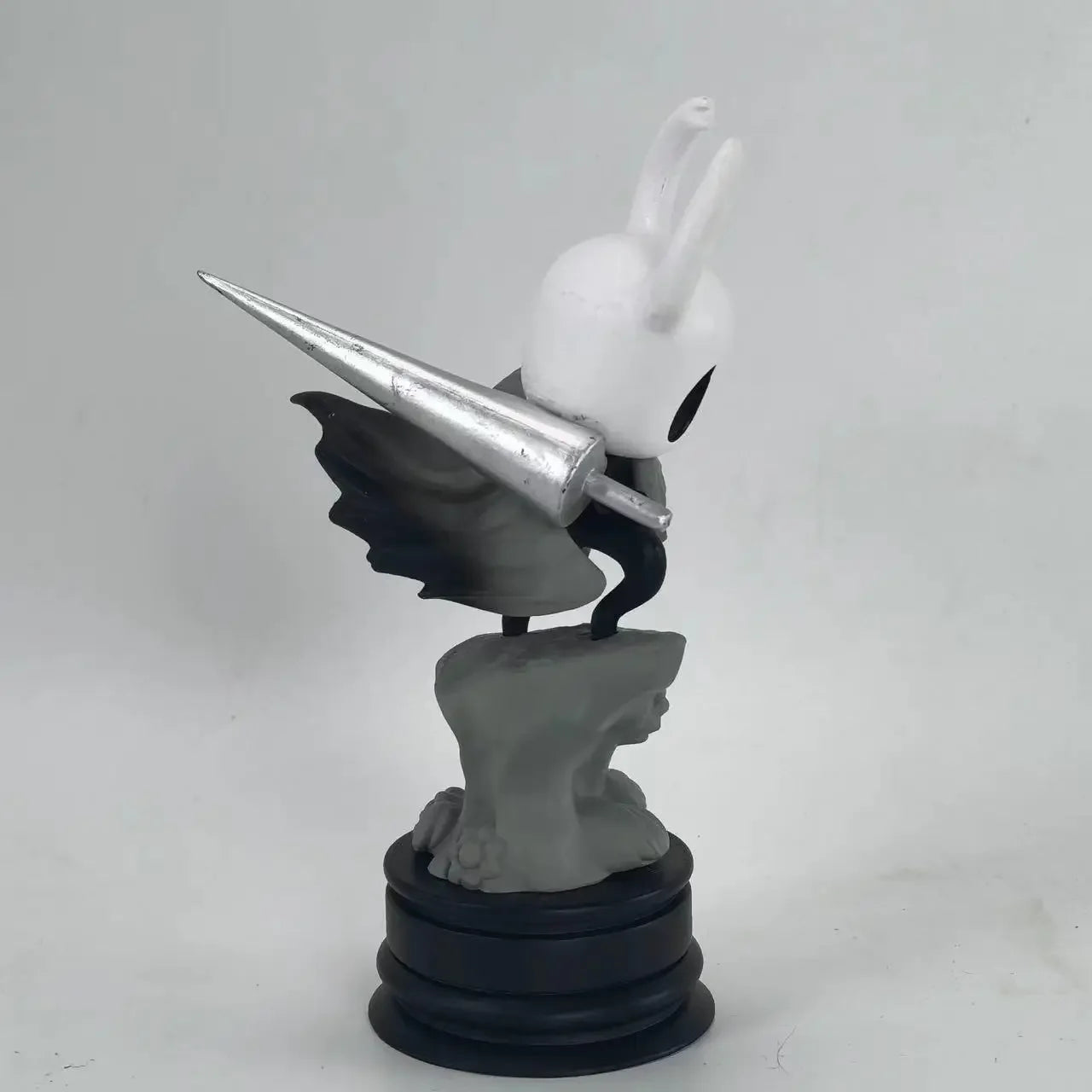 Hollow Knight Figure - The Knight - 12cm/4.7in