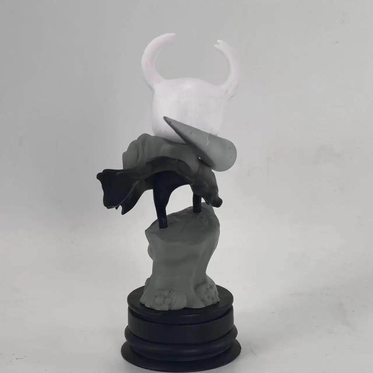 Hollow Knight Figure - The Knight - 12cm/4.7in