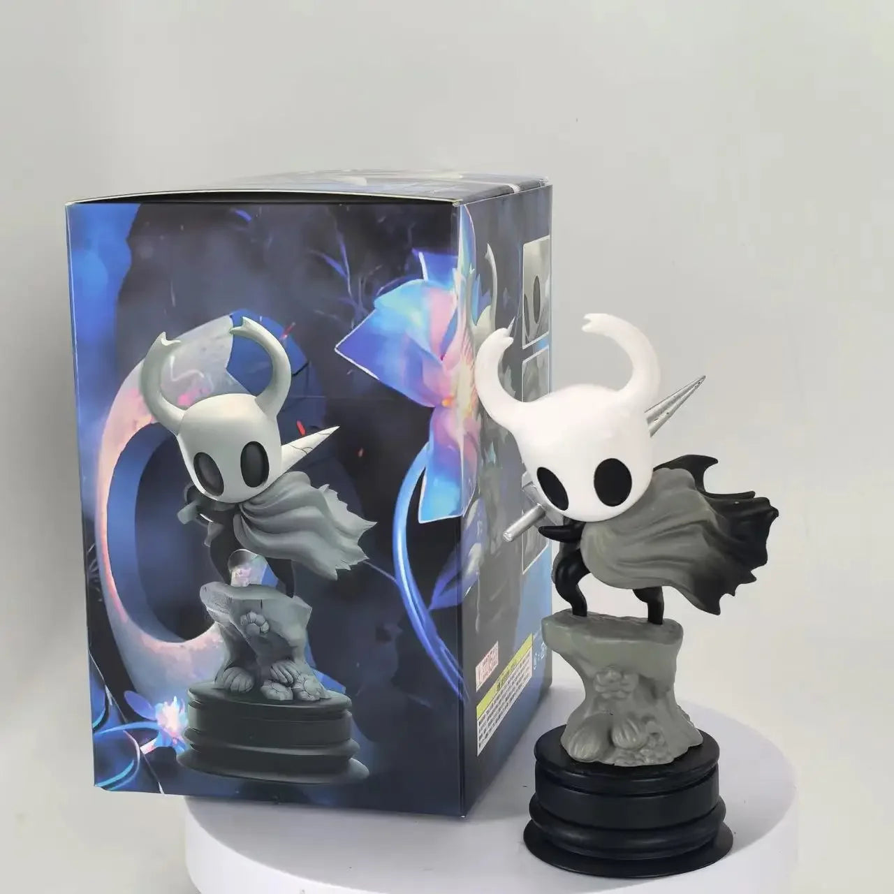 Hollow Knight Figure - The Knight - 12cm/4.7in